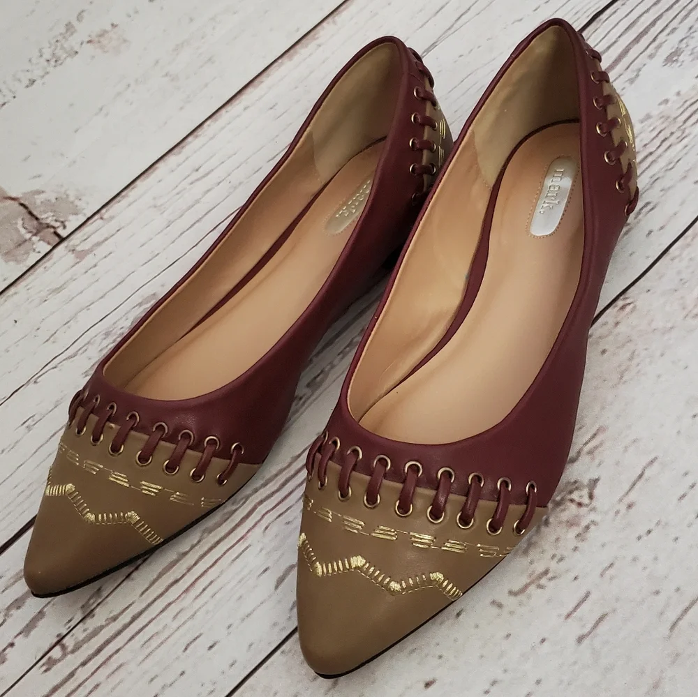 Avon Mark 80s style color blocked women's flats burgundy, taupe size 7